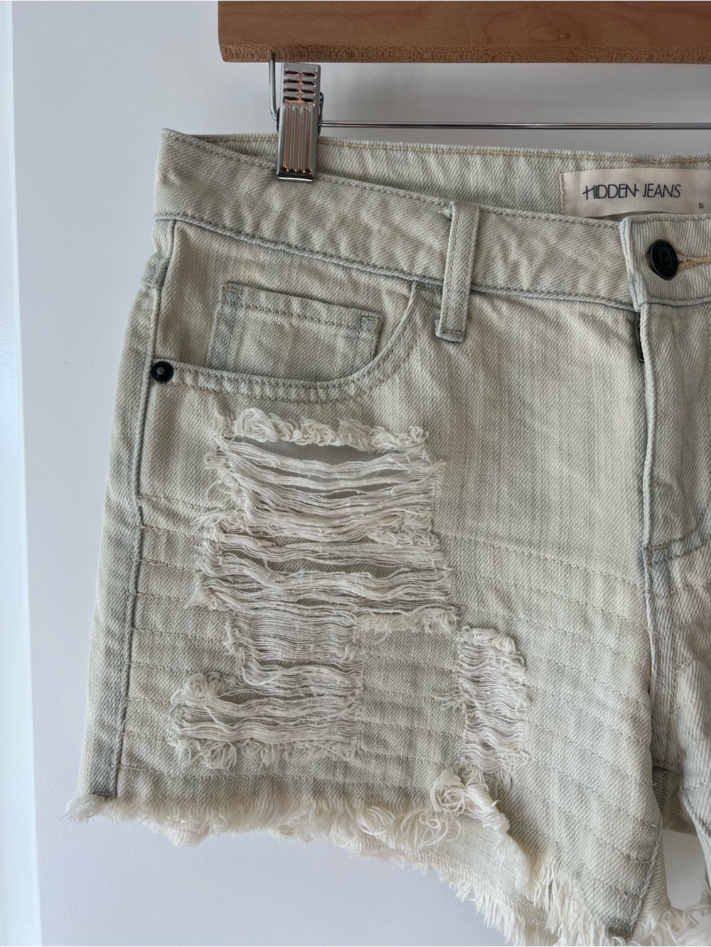 HIDDEN Jeans Distressed Frayed Hem Cutoff Denim Shorts Size Small Cotton Grunge - Picture 4 of 9